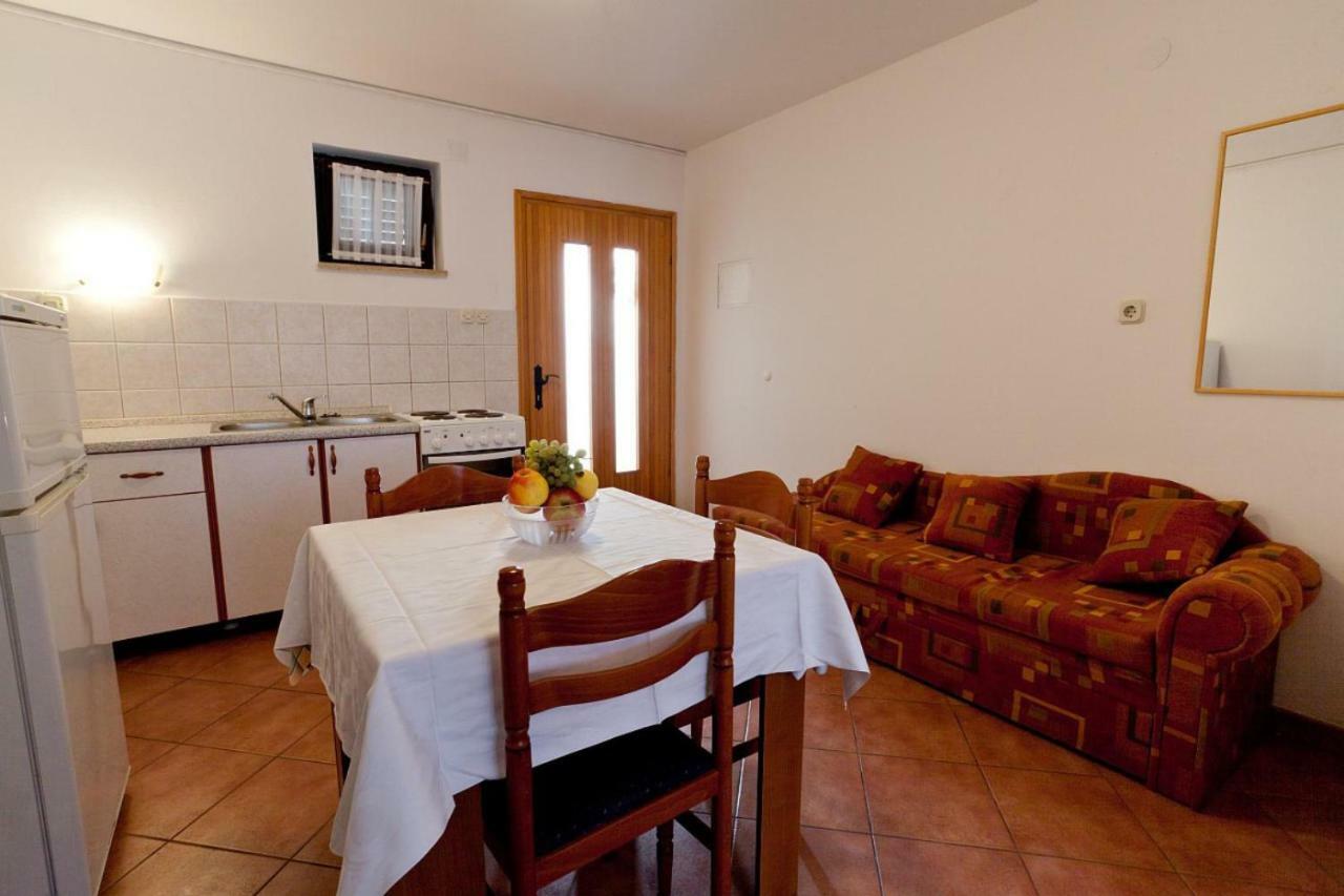 Appartement Karagic à Krk Town Extérieur photo
