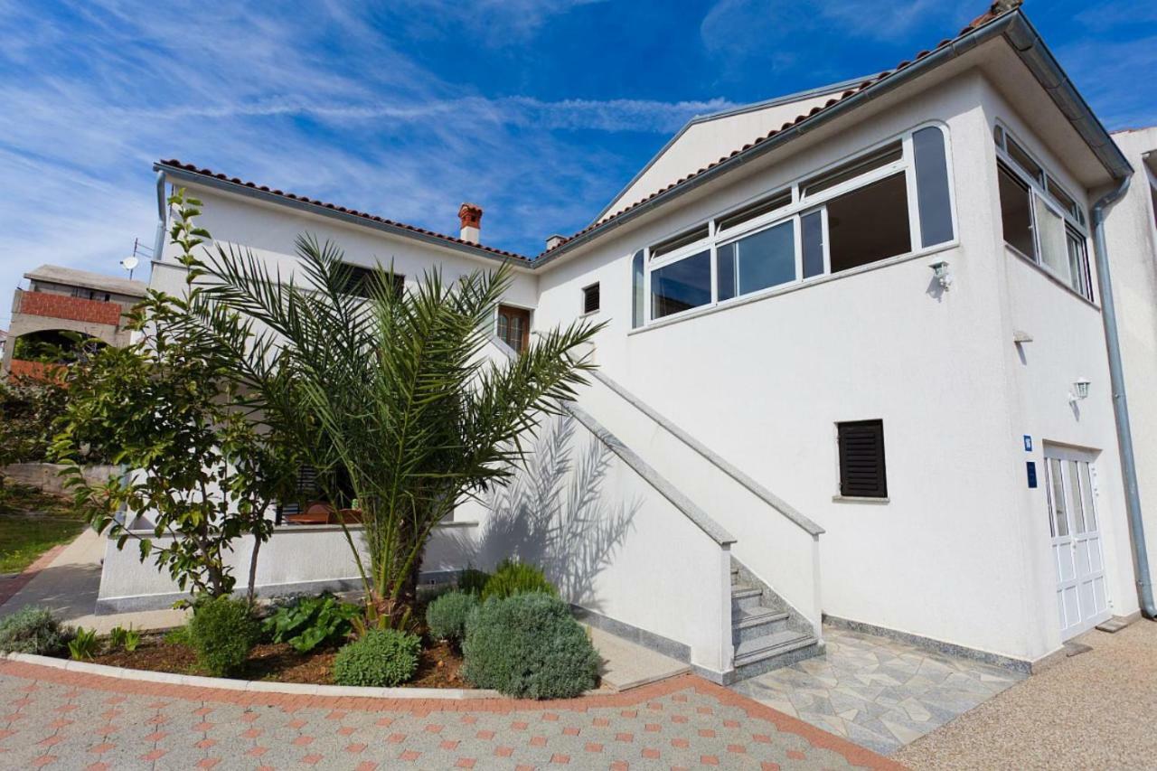 Appartement Karagic à Krk Town Extérieur photo