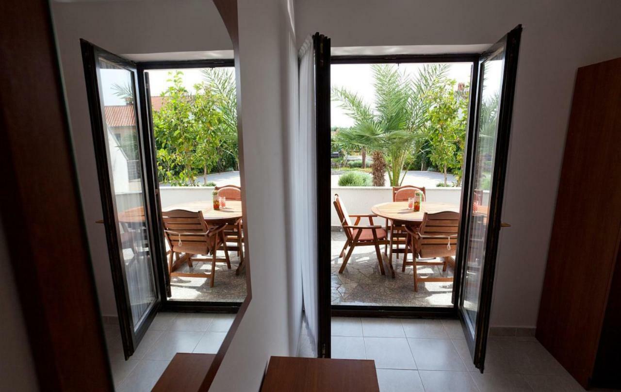 Appartement Karagic à Krk Town Extérieur photo