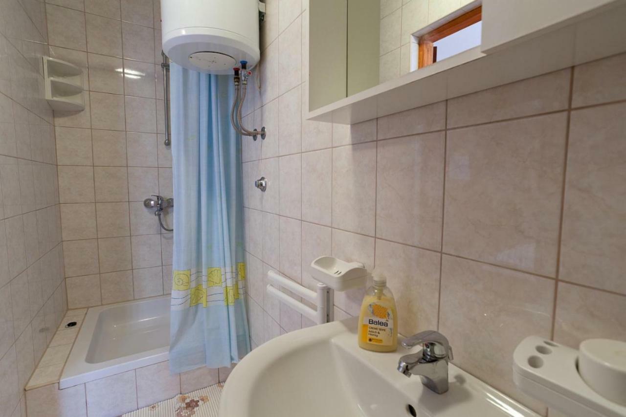 Appartement Karagic à Krk Town Extérieur photo