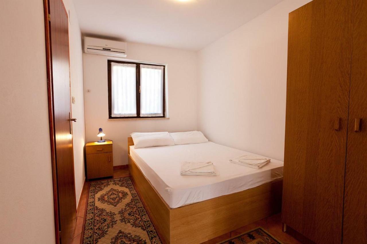 Appartement Karagic à Krk Town Extérieur photo